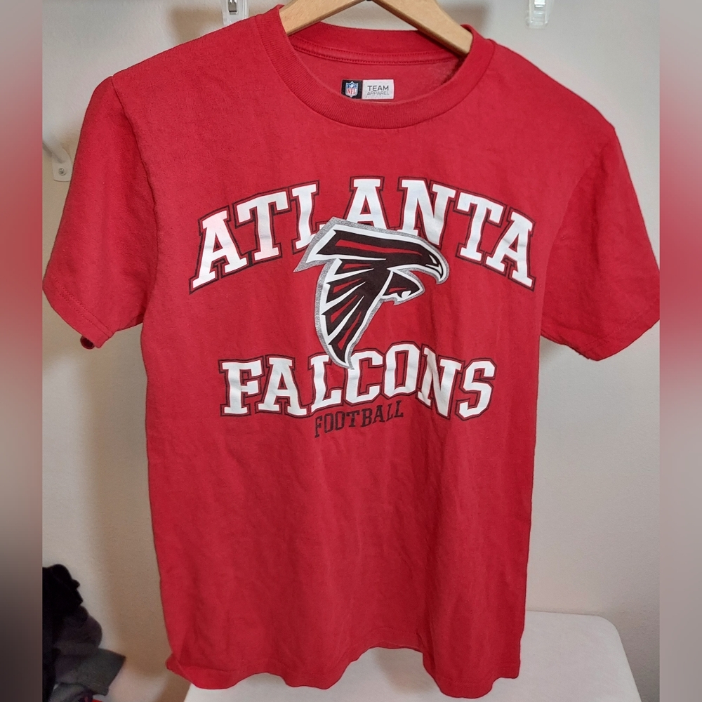 Atlanta Falcons Red Logo T-shirt Women's Size S